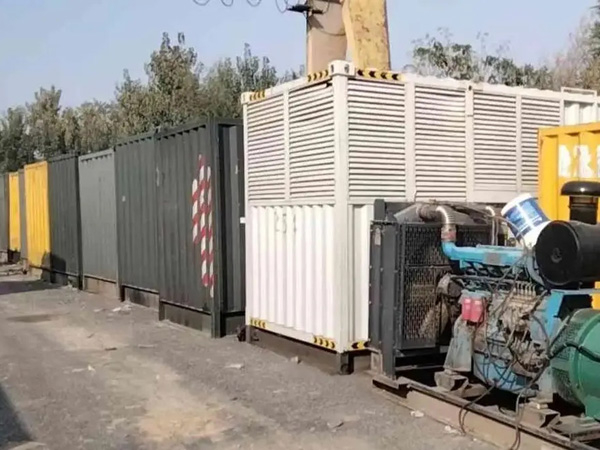 乐陵200KW柴油发电机机组每小时油耗是多少？